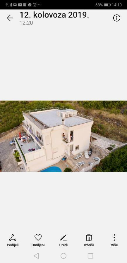 Luxury Apartment Prestige Villa Bellevue ヴィス エクステリア 写真